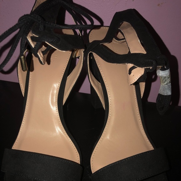 Black block heel sandal - Picture 4 of 6